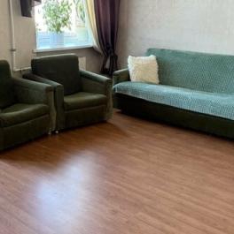 Продажа 4-комн квартиры на вторичном рынке улица Чекистов,  д. 22