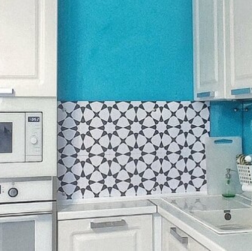 3-комн квартира Чёрная, ул Садовая,  д. 17,  к. 1