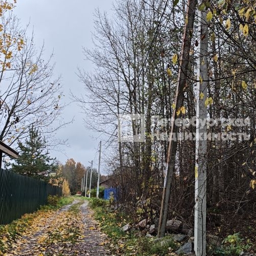 Земельный участок пос. Ларионово, улица Заречная