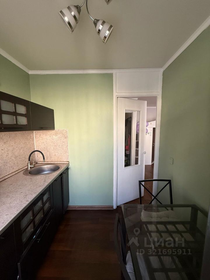 Продажа 1-комн квартиры на вторичном рынке Старая Басманная улица, 9к1