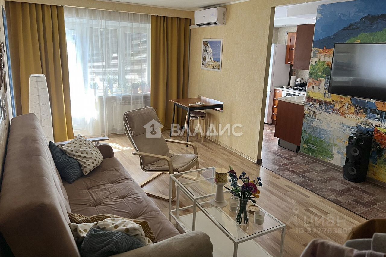 Продажа 2-комн квартиры на вторичном рынке Ивантеевка, Задорожная улица, 11