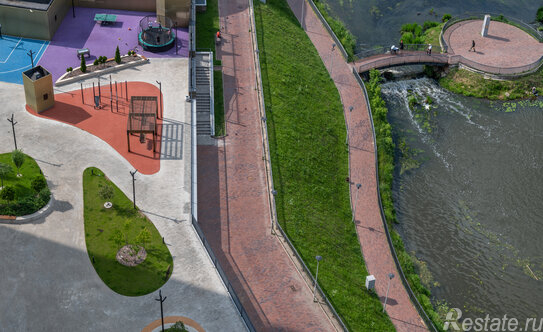 Продажа 4-комн квартиры на вторичном рынке Сиреневый, Советская улица,  д. 60