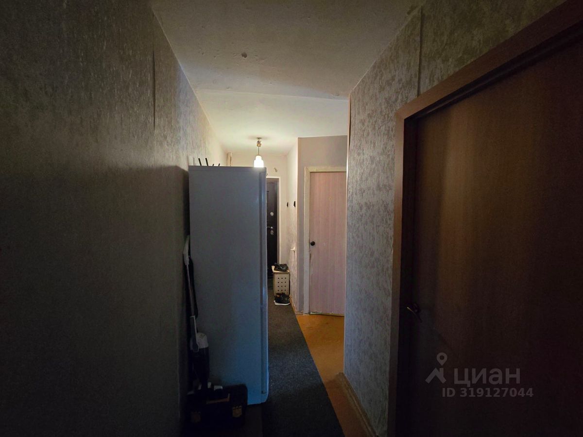 Продажа 3-комн квартиры на вторичном рынке Апрелевка, улица Парковая, 2/3