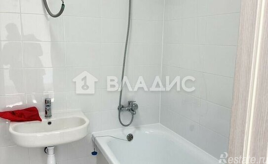 Продажа 1-комн квартиры на вторичном рынке Магеллана пр-т