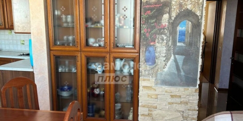 2-комн квартира Изюмская улица,  д. 43