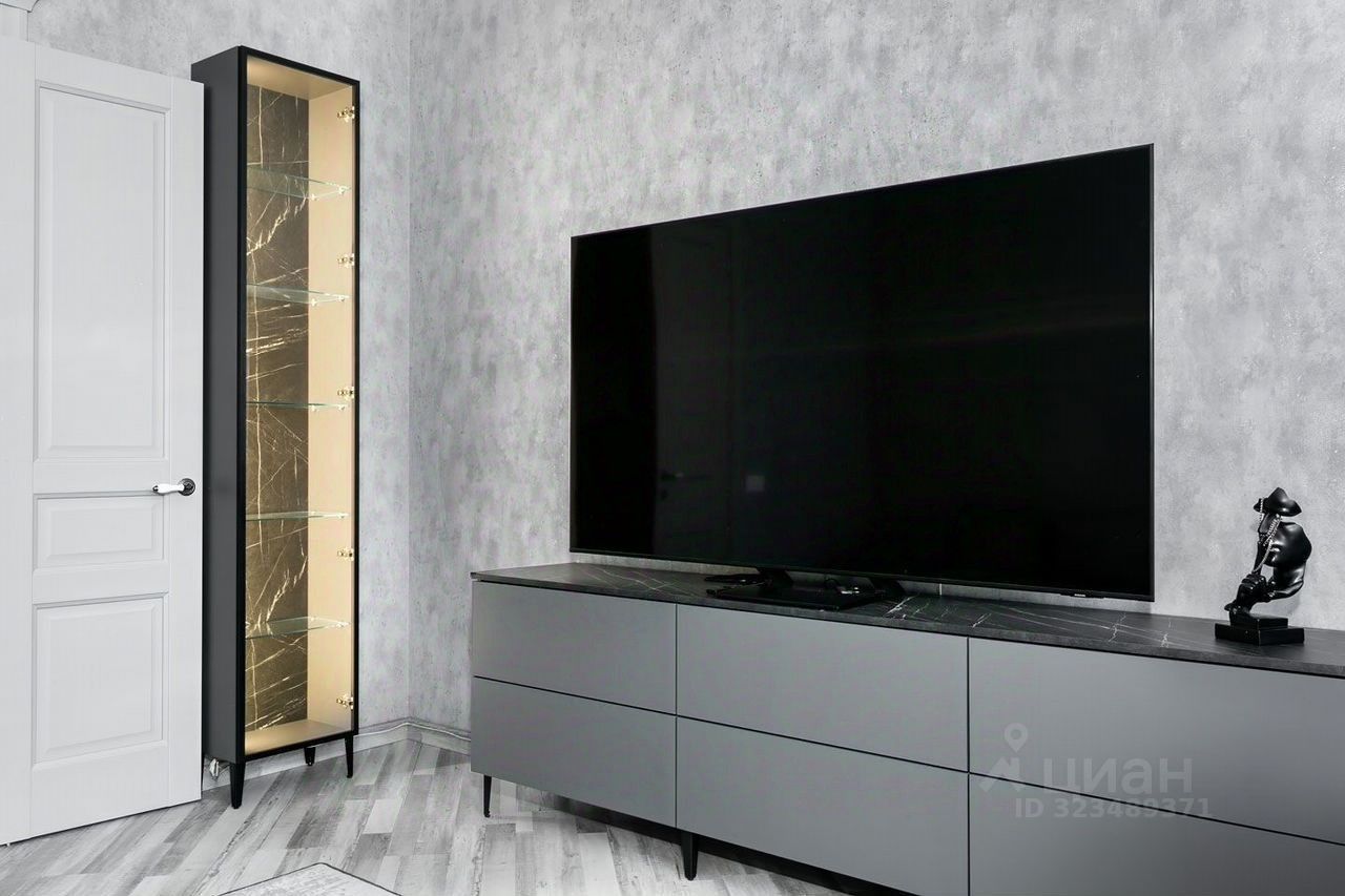 Продажа 2-комн квартиры на вторичном рынке улица Типанова, 3