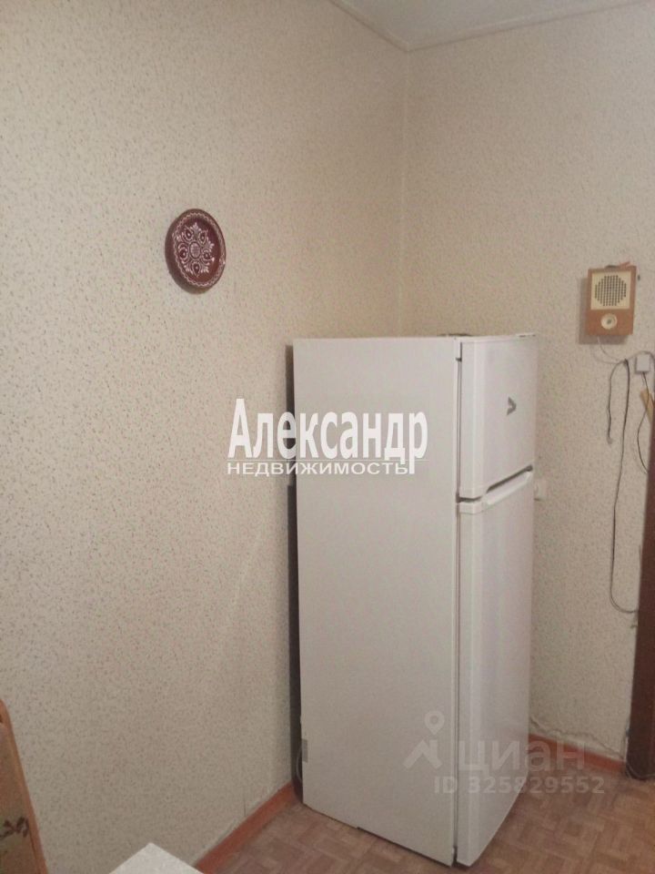 Продажа 1-комн квартиры на вторичном рынке Планерная улица, 51К2