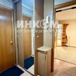 Продажа 2-комн квартиры на вторичном рынке ул Молостовых,  д. 11,  к. 6