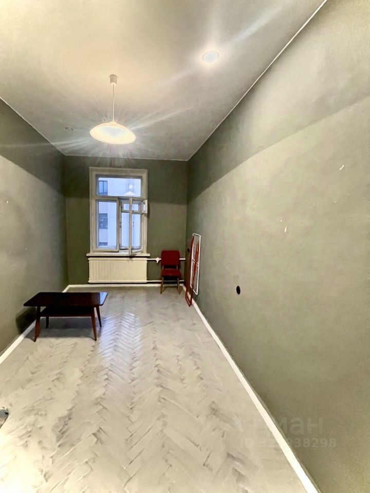 Продажа комнаты переулок Басков, 3