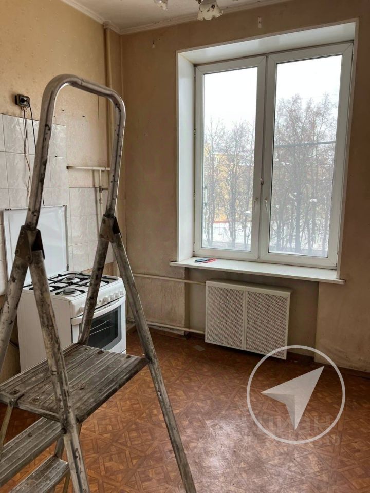 Продажа 2-комн квартиры на вторичном рынке улица Серпуховский Вал, 17