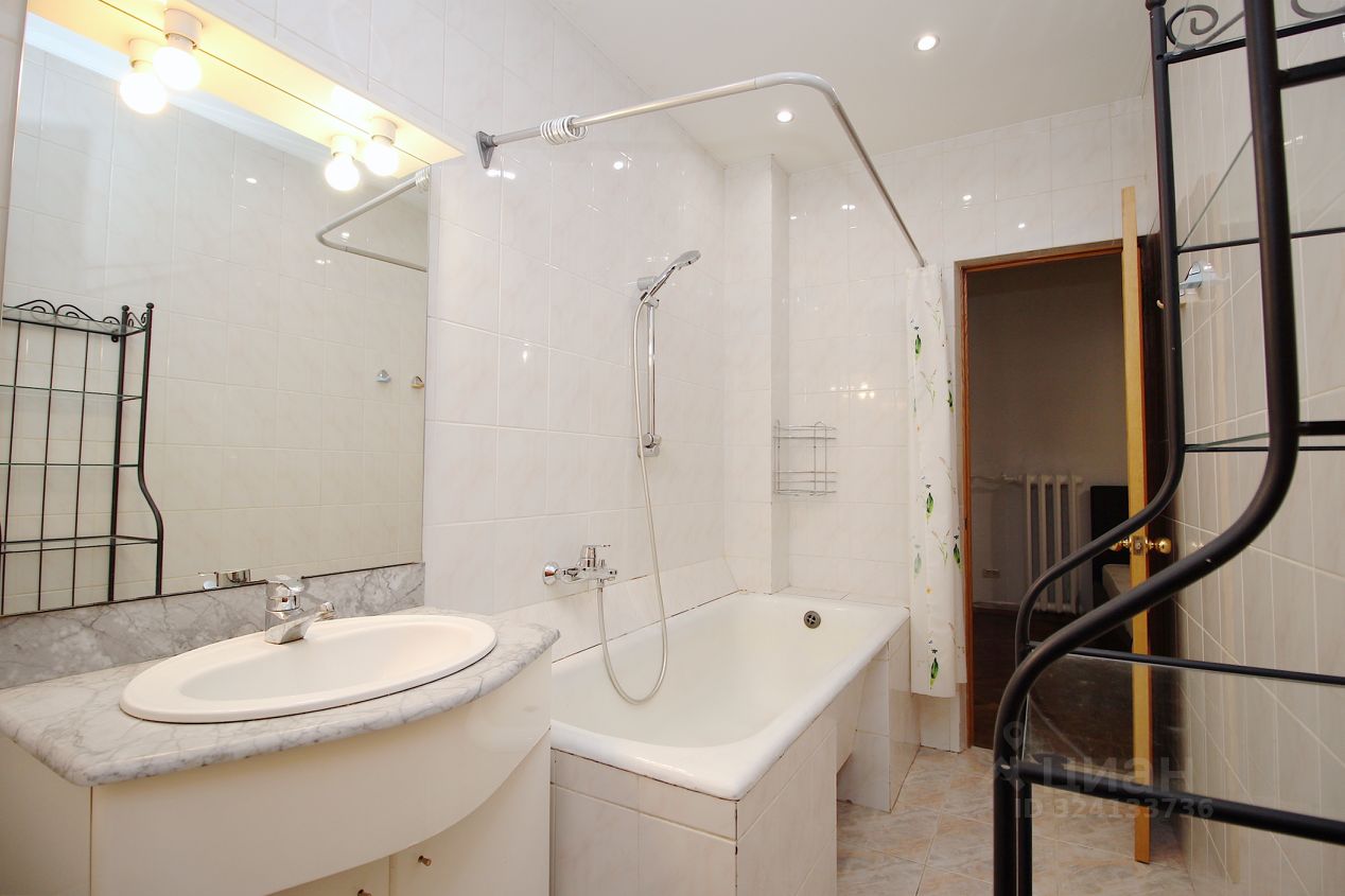 Аренда 2-комн квартиры на вторичном рынке переулок Сивцев Вражек, 15/25