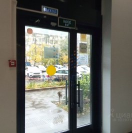 Продажа торгового помещения улица Плеханова,  д. 22