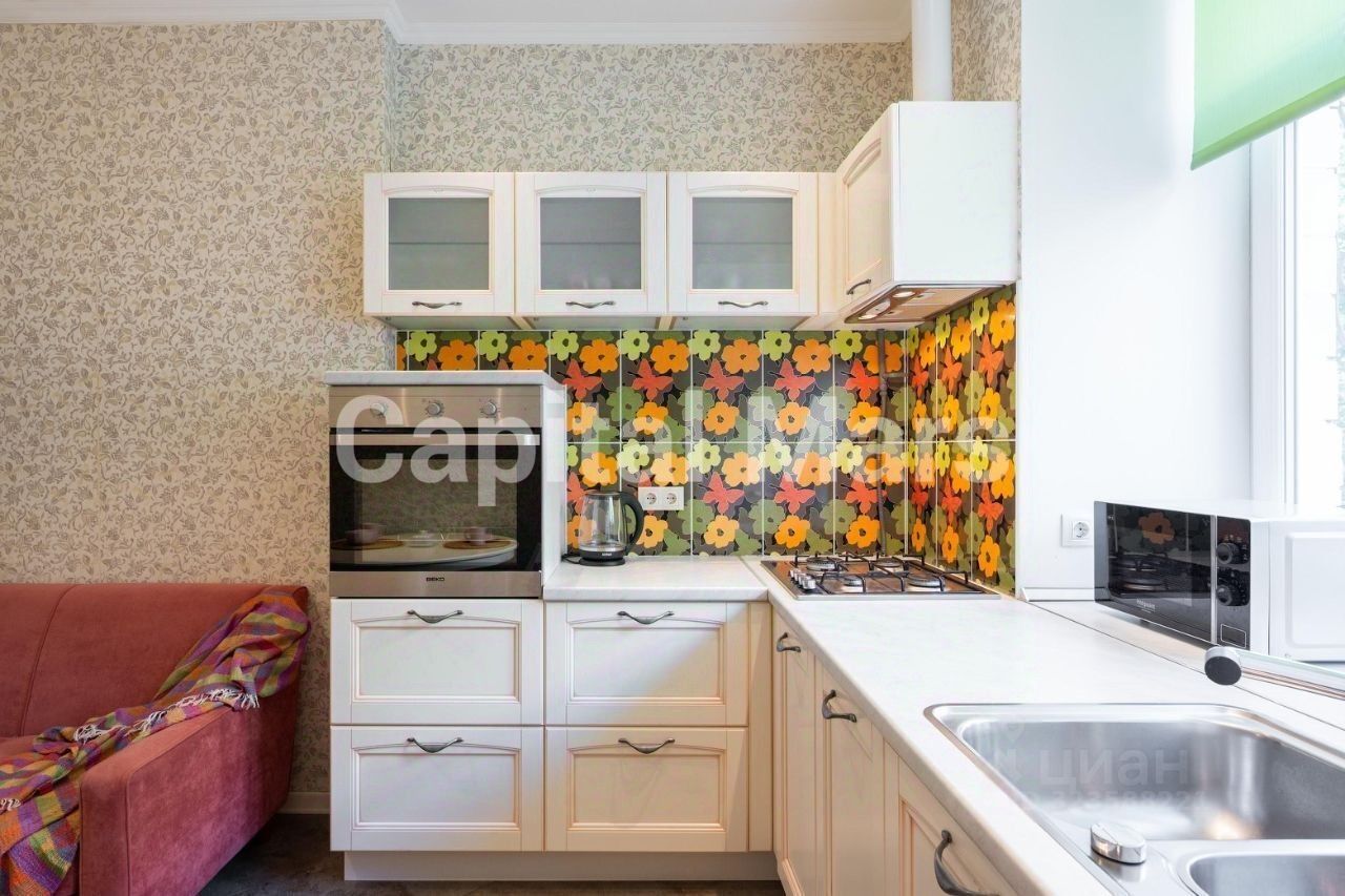 Аренда 2-комн квартиры на вторичном рынке улица Костякова, 8/6