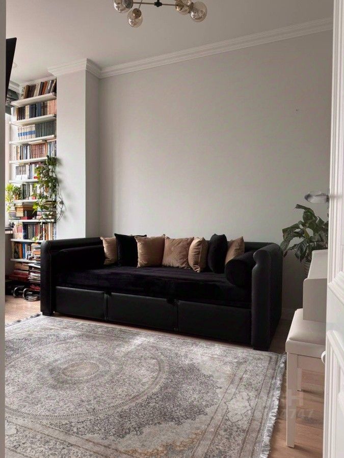 Продажа 3-комн квартиры на вторичном рынке Староволынская улица, 12к4