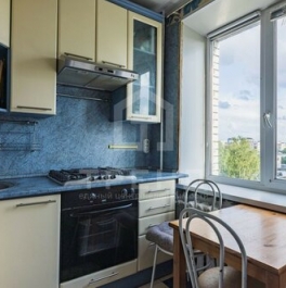 Продажа 2-комн квартиры на вторичном рынке Металлистов пр-кт,  д. 106