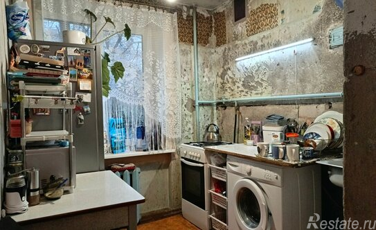 Продажа 1-комн квартиры на вторичном рынке ул Ленсовета,  д. 81