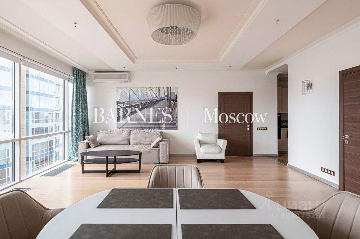 Аренда 2-комн квартиры на вторичном рынке Нежинская улица, 1к2