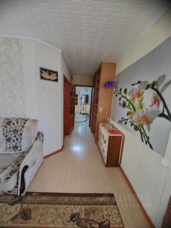 Продажа 3-комн квартиры на вторичном рынке Тихвин, улица Учебный городок, 7