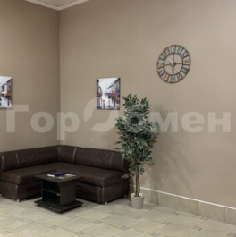 Продажа 2-комн квартиры на вторичном рынке улица Мастеркова,  д. 1