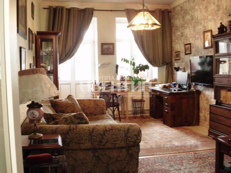 Продажа 2-комн квартиры на вторичном рынке Пушкин, Саперная улица, 6