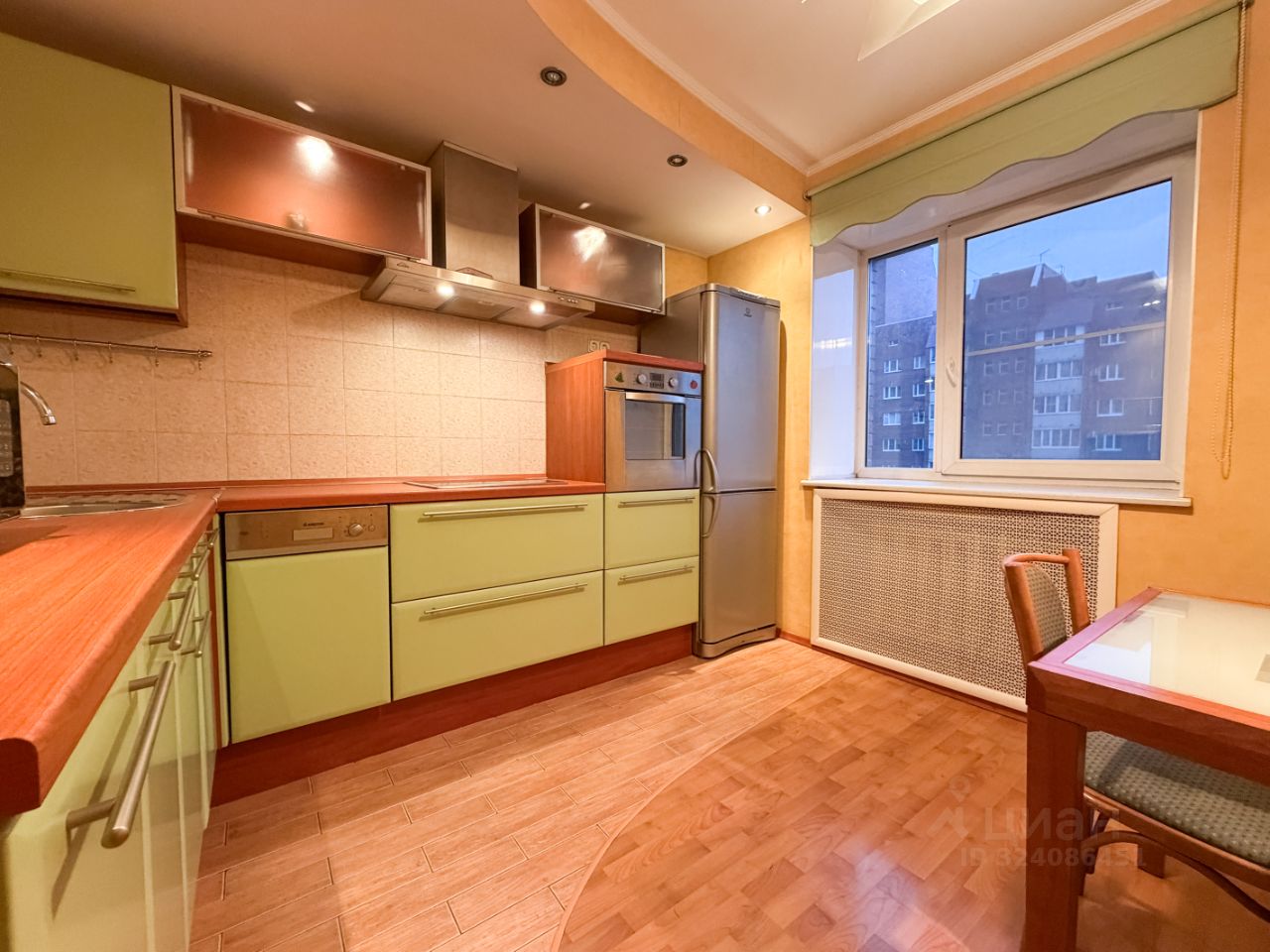 Продажа 2-комн квартиры на вторичном рынке Индустриальный проспект, 40К1