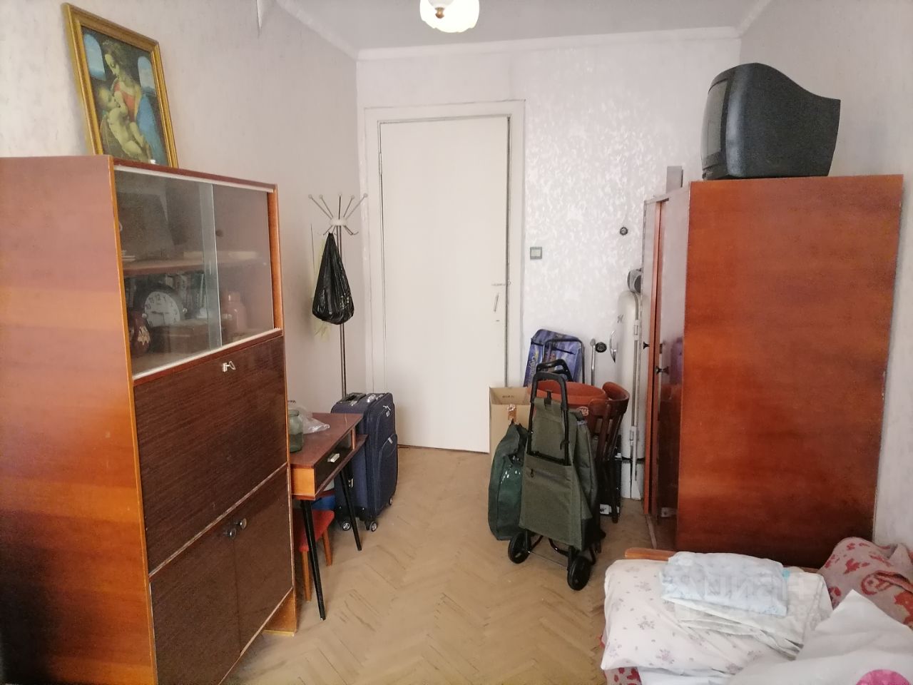 Продажа 4-комн квартиры на вторичном рынке Караванная улица, 14