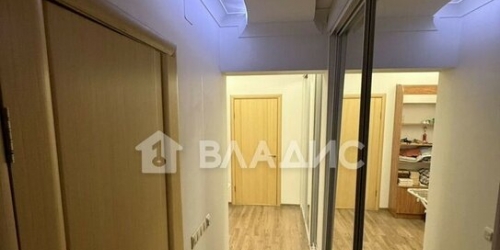 3-комн квартира ул Новгородская,  д. 37