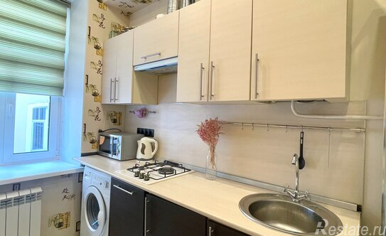 Продажа 3-комн квартиры на вторичном рынке Чкаловский пр-кт,  д. 34