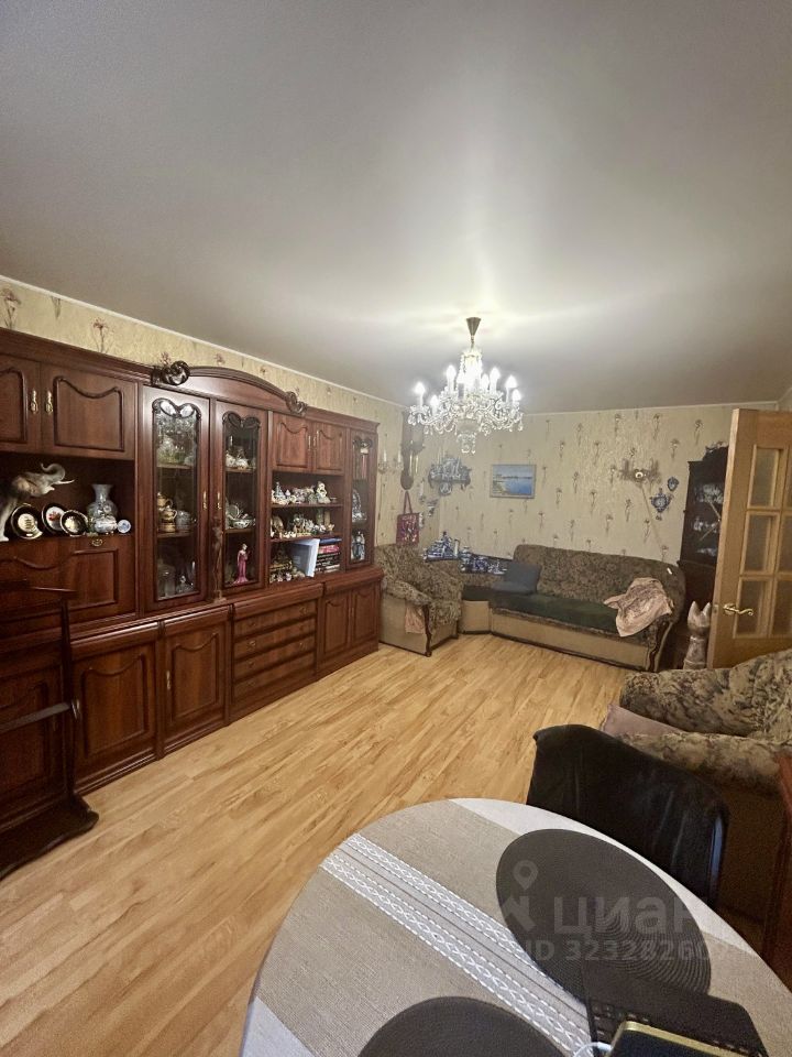 Продажа 3-комн квартиры на вторичном рынке улица Фабрициуса, 42