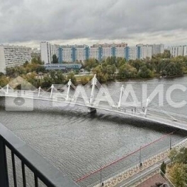 Продажа 3-комн квартиры на вторичном рынке Корабельная улица,  д. 9