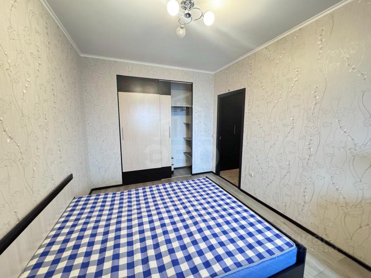 Аренда 2-комн квартиры на вторичном рынке проспект Обуховской обороны, 195