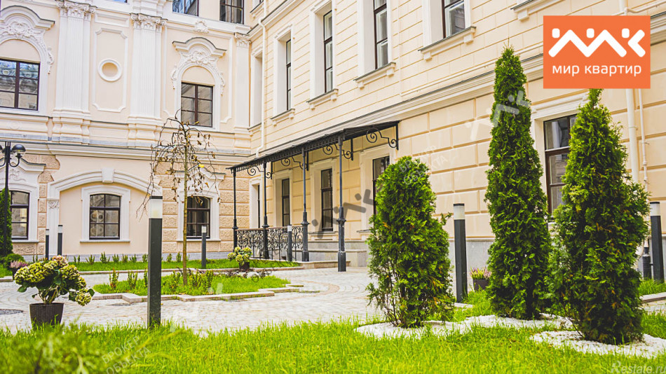 Продажа 2-комн квартиры на вторичном рынке Кутузова наб,  д. 24