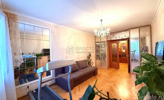 Продажа 3-комн квартиры на вторичном рынке ул Миклухо-Маклая,  д. 20