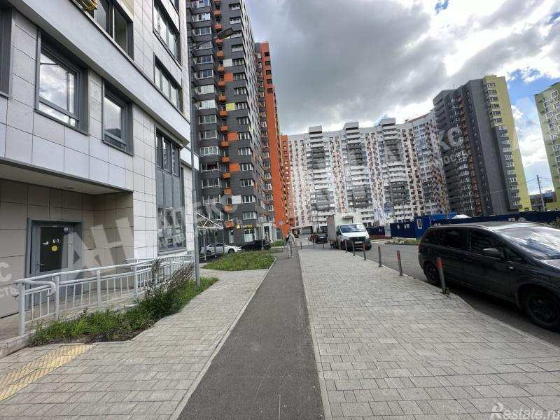 Продажа торгового помещения Радиальная 6-я ул