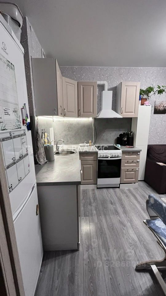 Продажа 1-комн квартиры на вторичном рынке пос. Янино-1, улица Голландская, 5к3