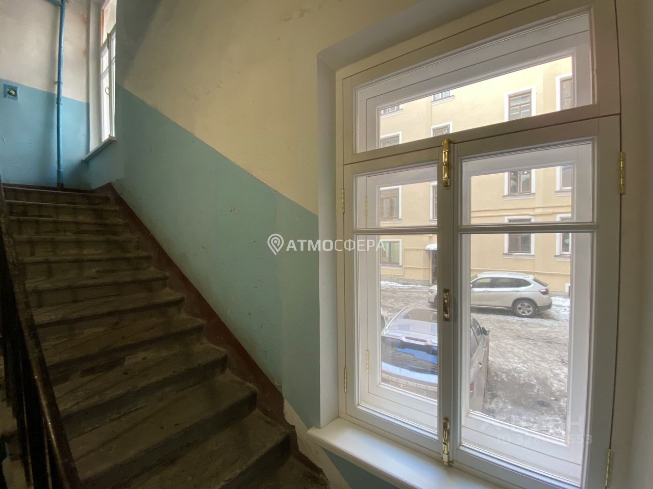 Продажа 5-комн квартиры на вторичном рынке 16-я Васильевского острова линия, 49