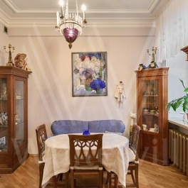 Продажа 4-комн квартиры на вторичном рынке Тверская улица,  д. 8 к1