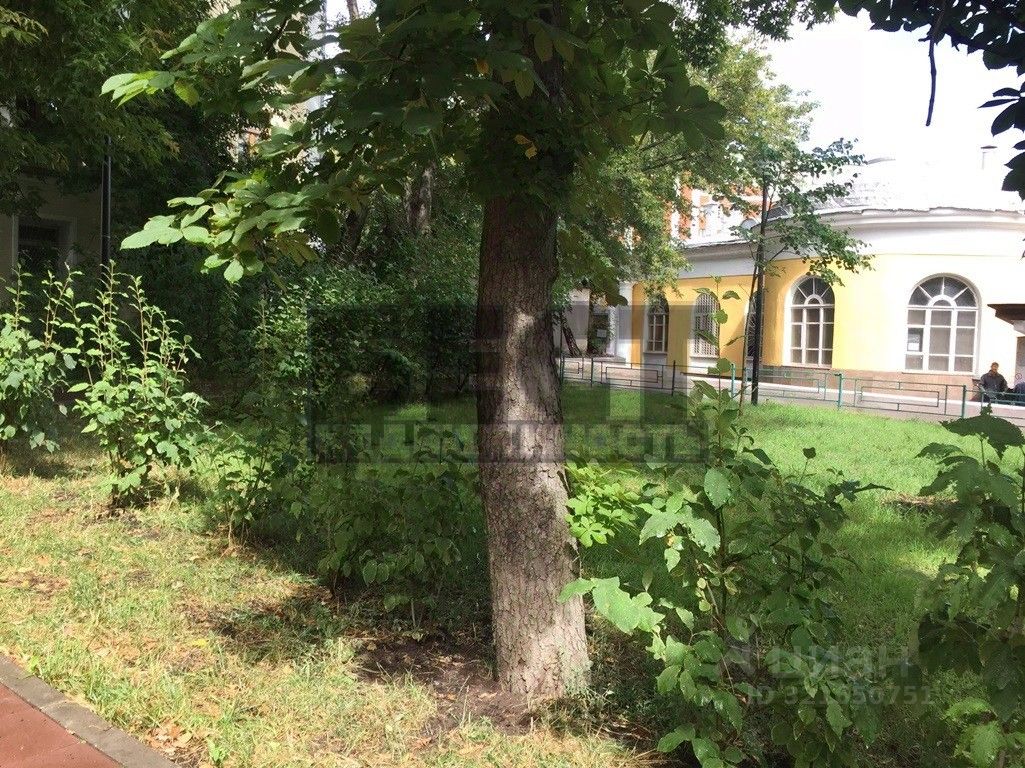 Продажа 6-комн квартиры на вторичном рынке улица Петровка, 26С2