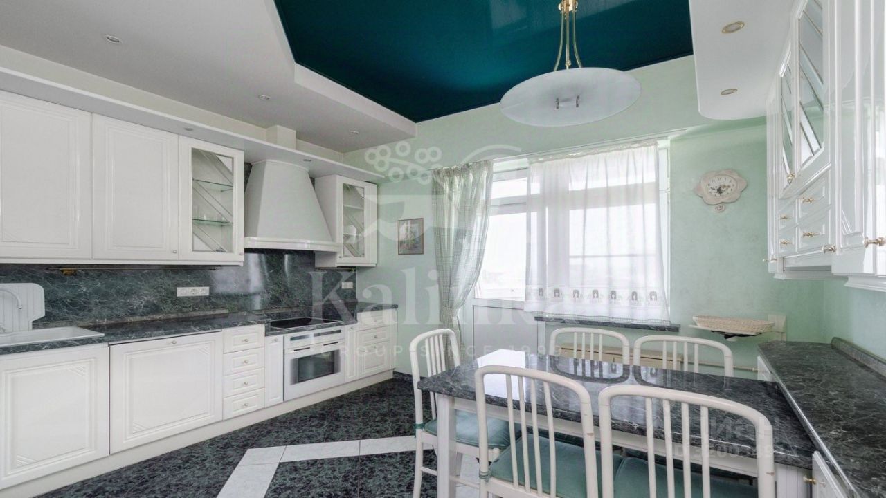 Продажа 5-комн квартиры на вторичном рынке Тверской бульвар, 16С5