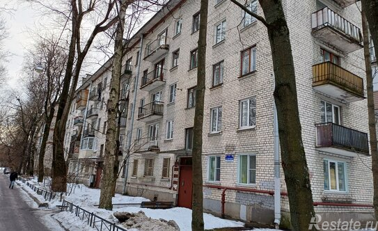 Продажа 2-комн квартиры на вторичном рынке улица Харченко,  д. 7