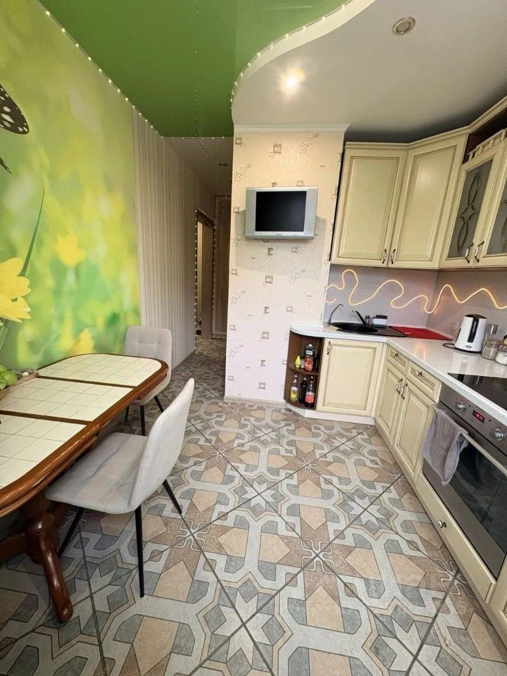 Продажа 2-комн квартиры на вторичном рынке Кировоградская улица, 19К2