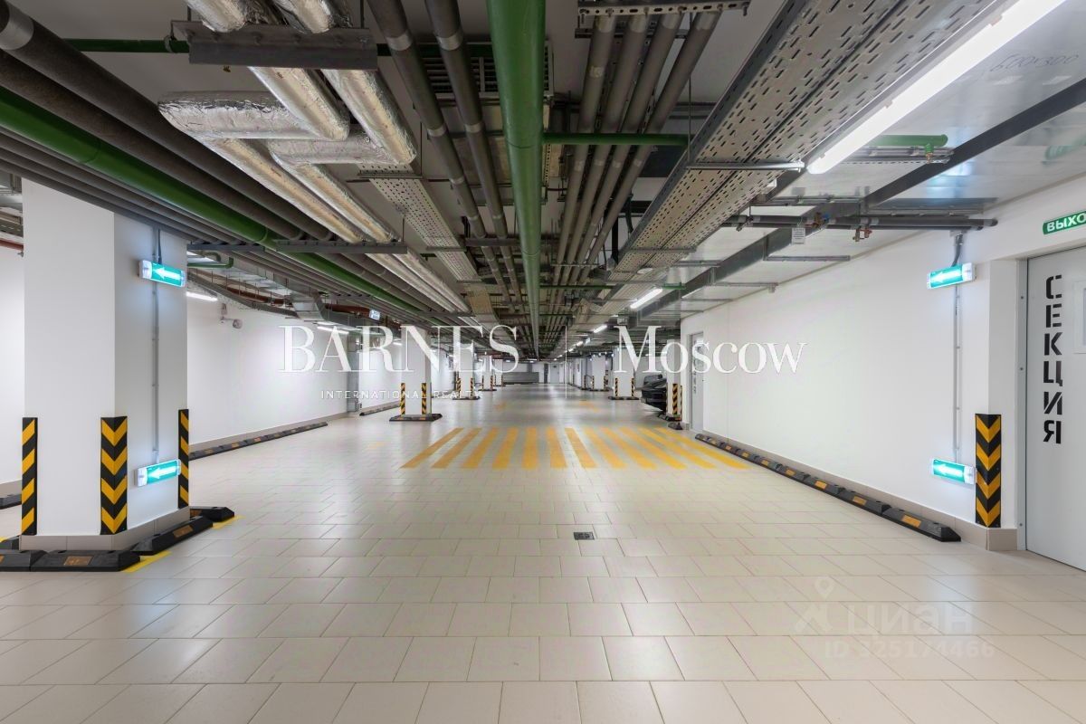 Продажа 4-комн квартиры на вторичном рынке Поварская улица, 8/1к1