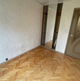 Продажа 2-комн квартиры на вторичном рынке Перекопская улица,  д. 14 к2