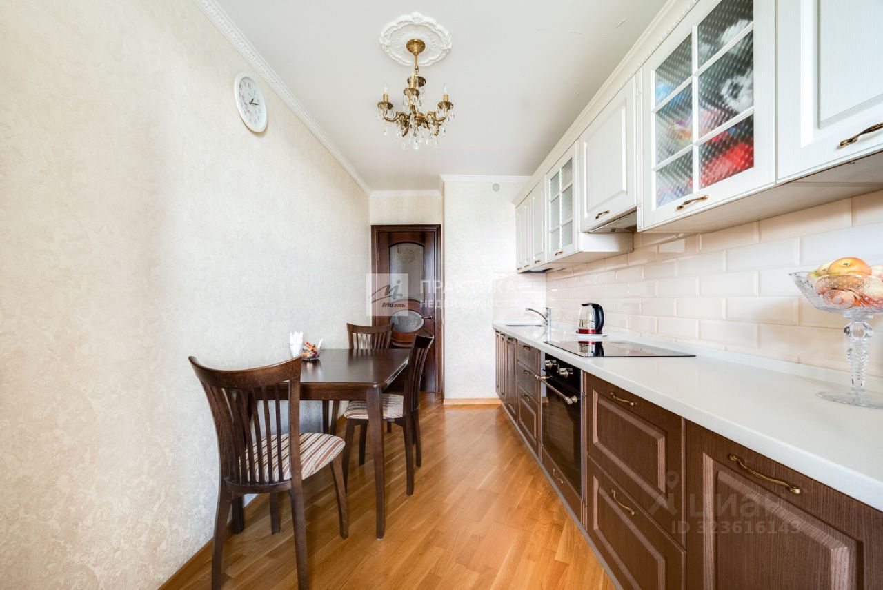 Продажа 2-комн квартиры на вторичном рынке Люблинская улица, 165К2