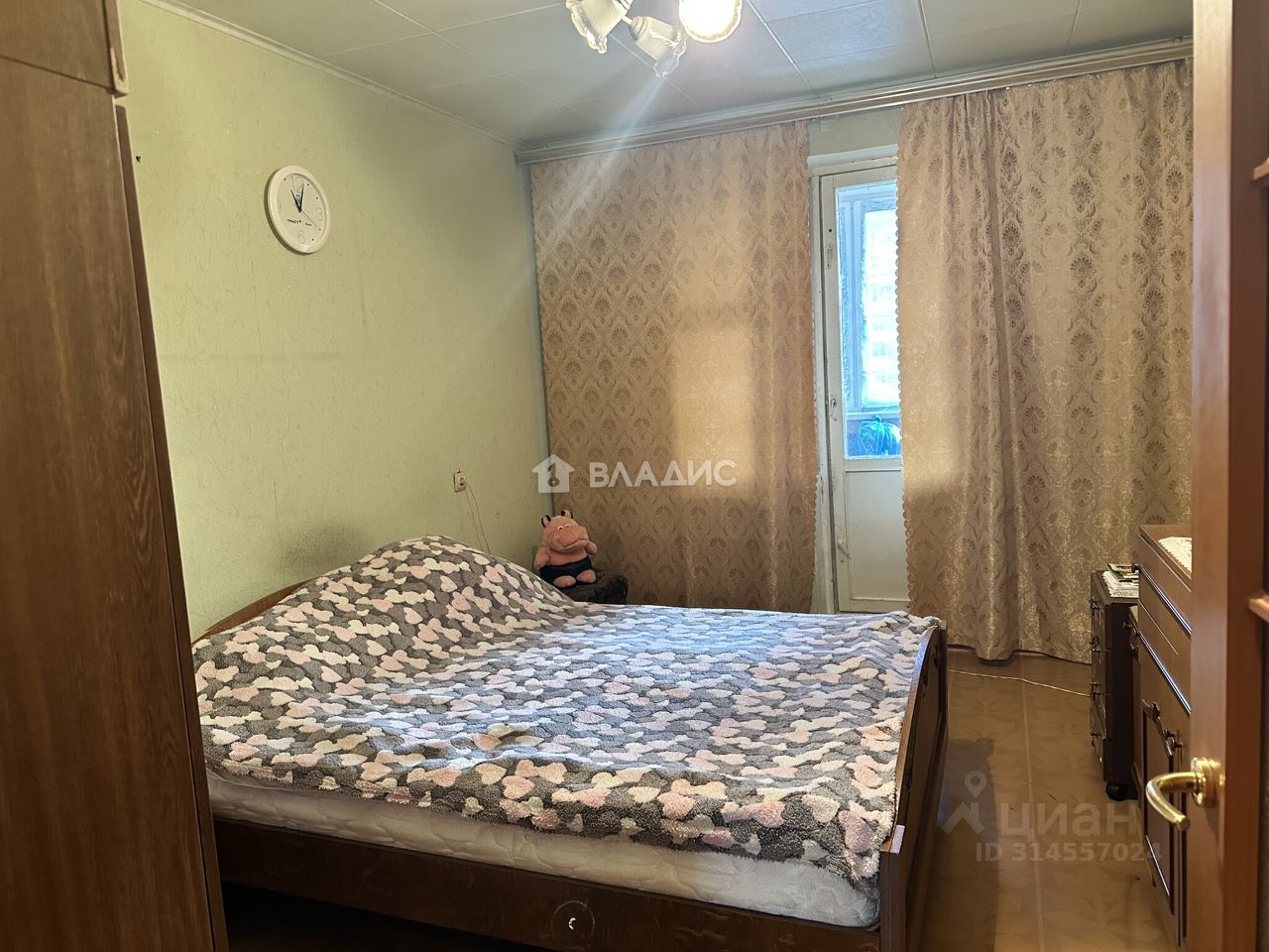 Продажа 3-комн квартиры на вторичном рынке 6-й мкр,  д. 20А
