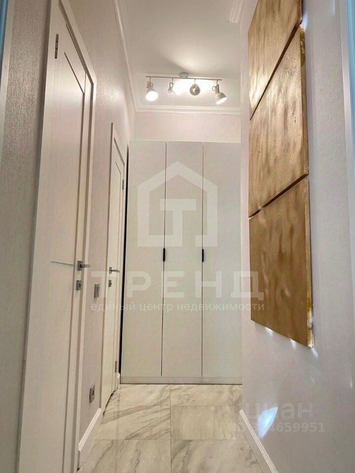 Продажа 1-комн квартиры на вторичном рынке улица Жукова, 3