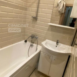 Продажа 2-комн квартиры на вторичном рынке Кавказский бульвар,  д. 21