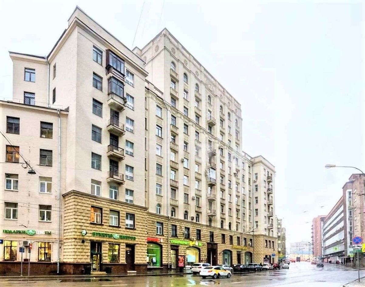 Продажа 1-комн квартиры на вторичном рынке переулок Орликов, 8