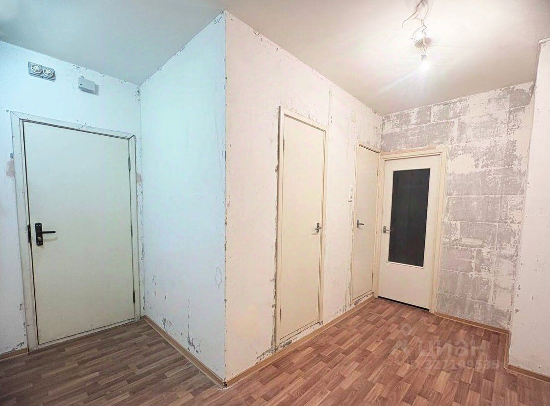 Продажа 1-комн квартиры на вторичном рынке проспект Солидарности, 21к2