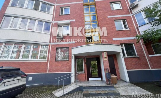 Продажа 3-комн квартиры на вторичном рынке ул Привольная,  д. 25